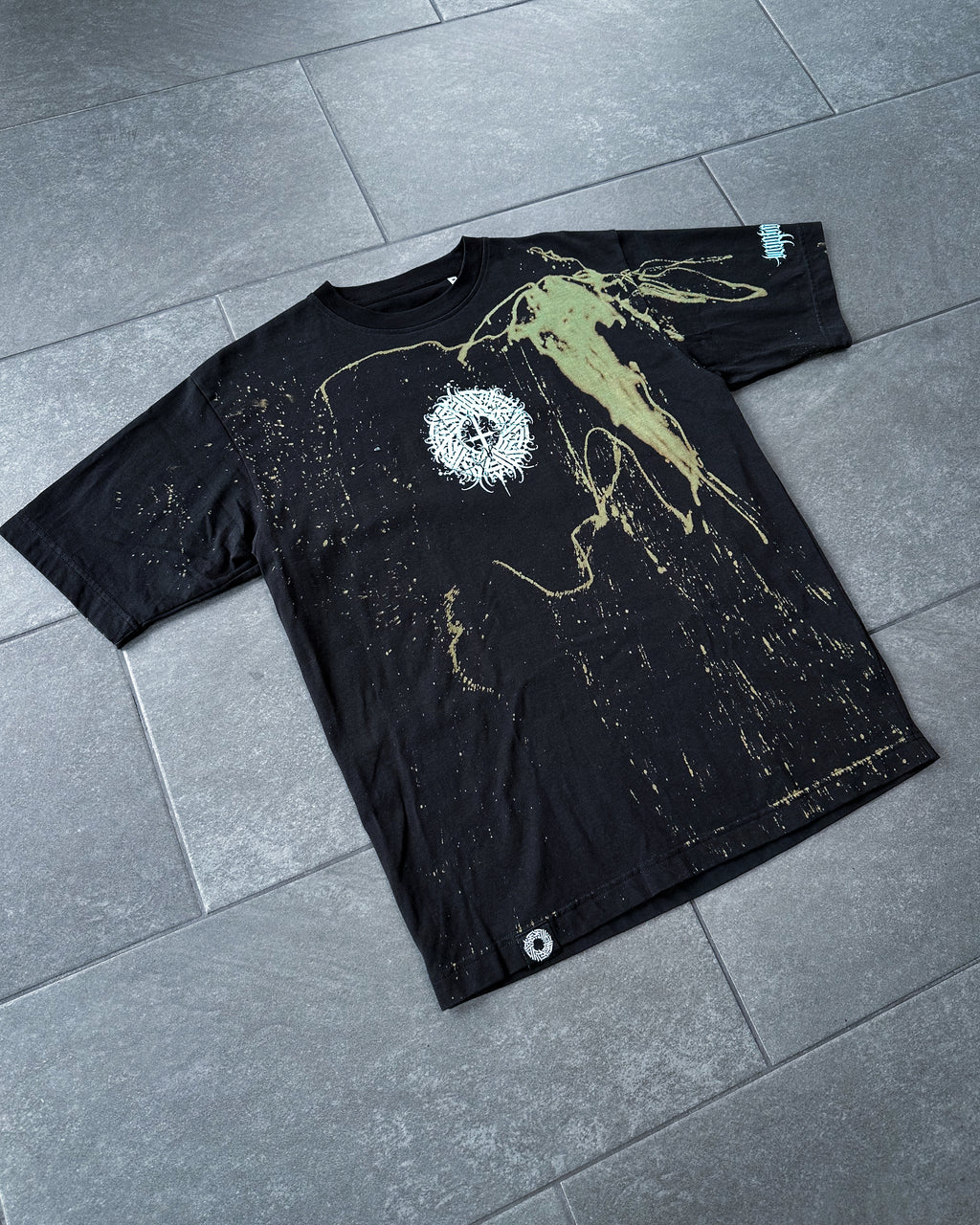 *1of1* Small circle Tee - Bleach-dyed SIZE M