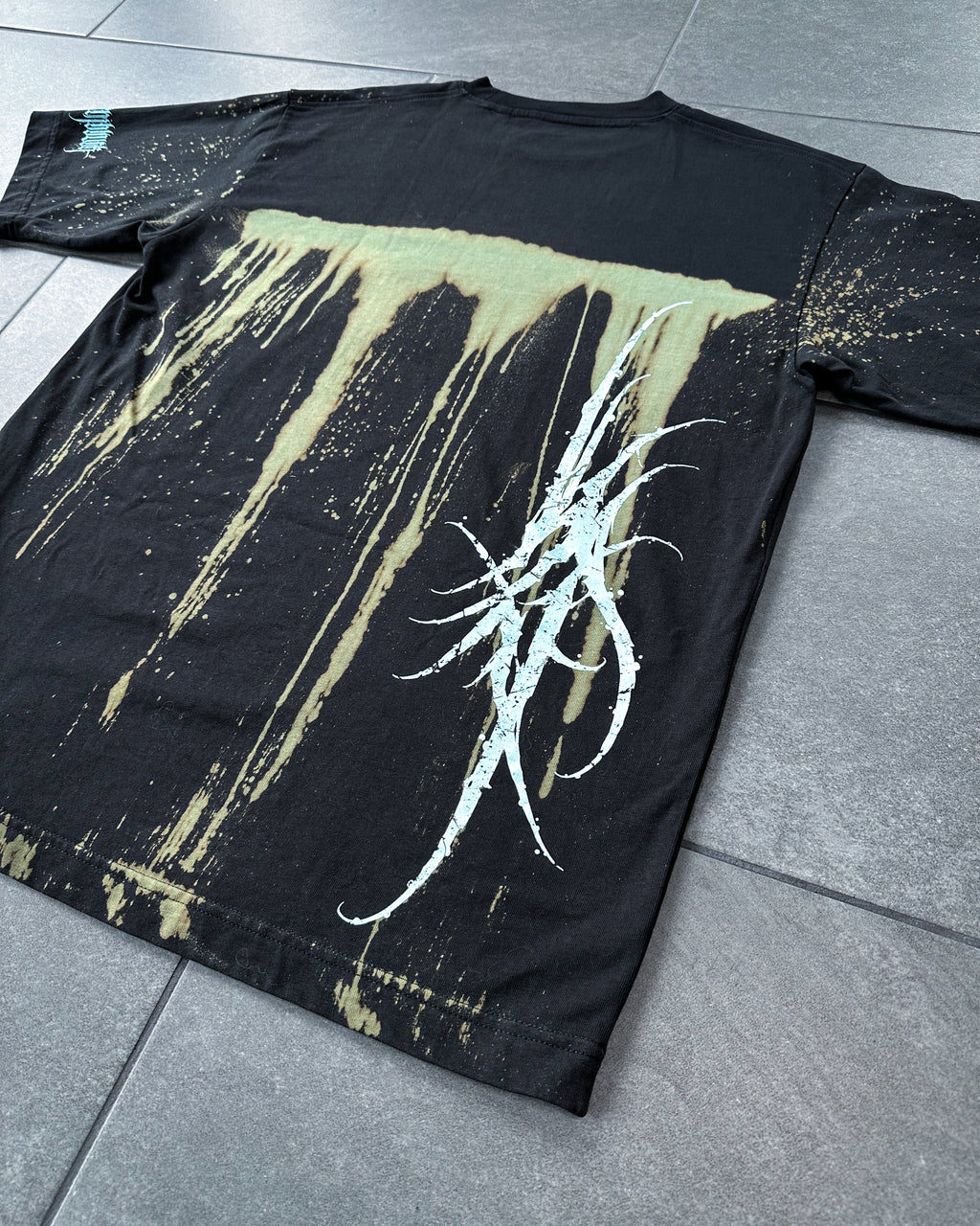 *1of1* Small circle Tee - Bleach-dyed SIZE M