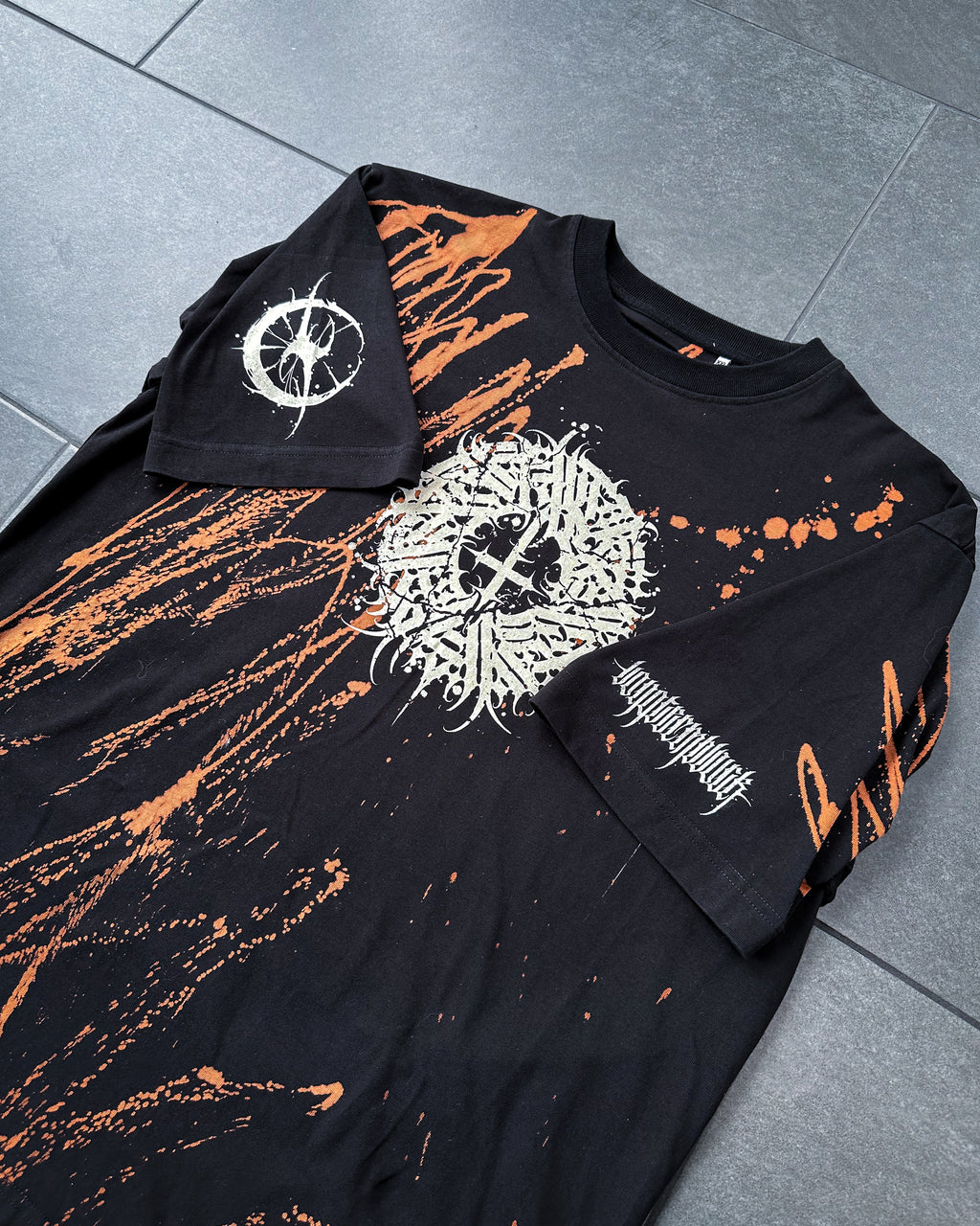 *1of1* Big circle Tee - Bleached SIZE XXL