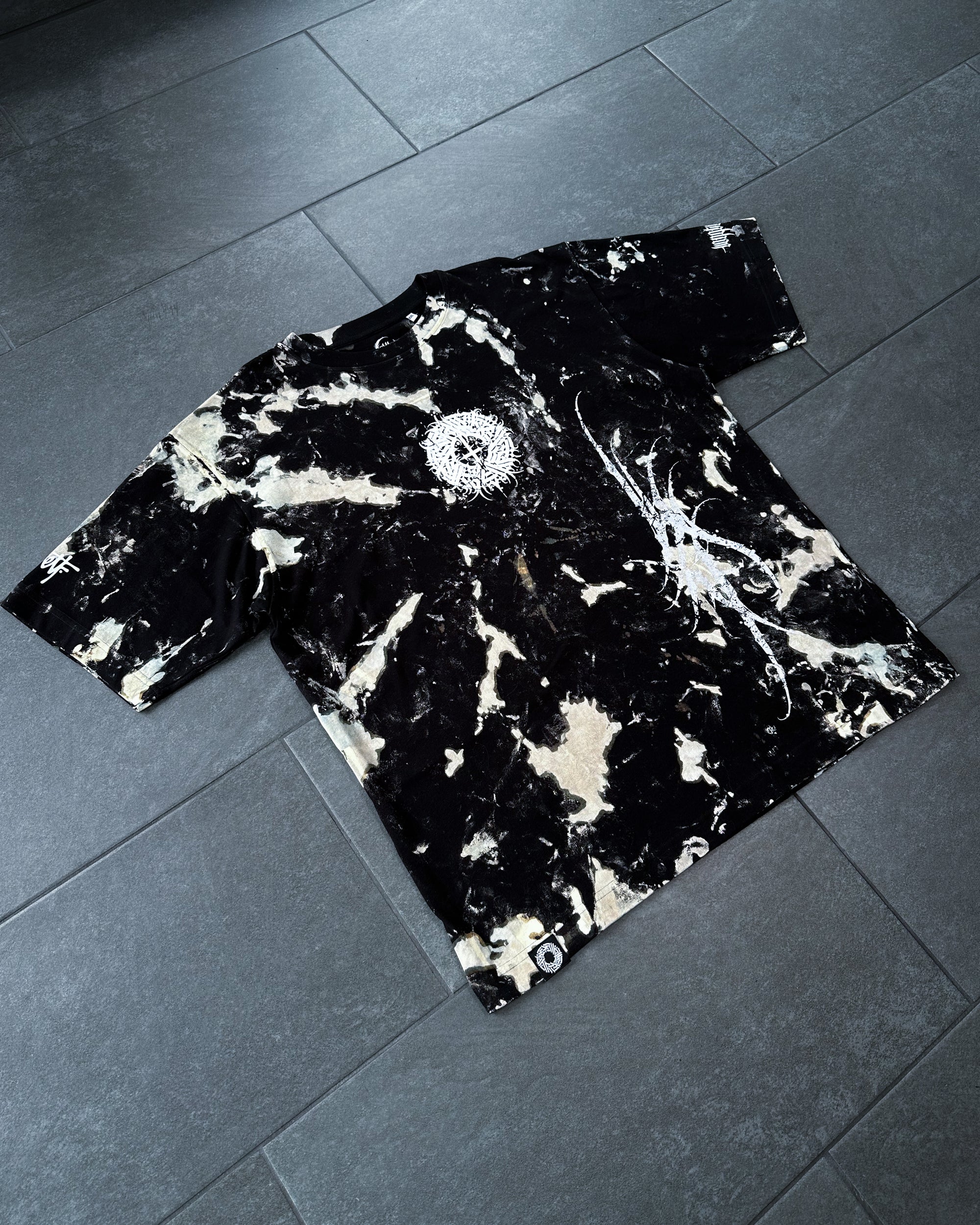*1of1* Small circle Tee - Hand-printed SIZE XXL