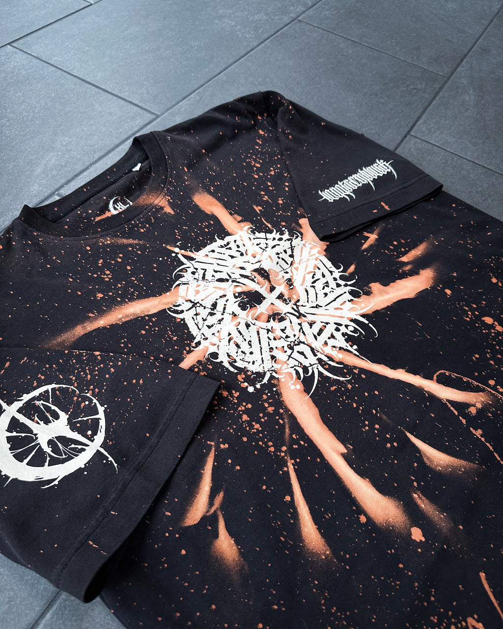 *1of1* Big circle Tee - Bleached SIZE XL