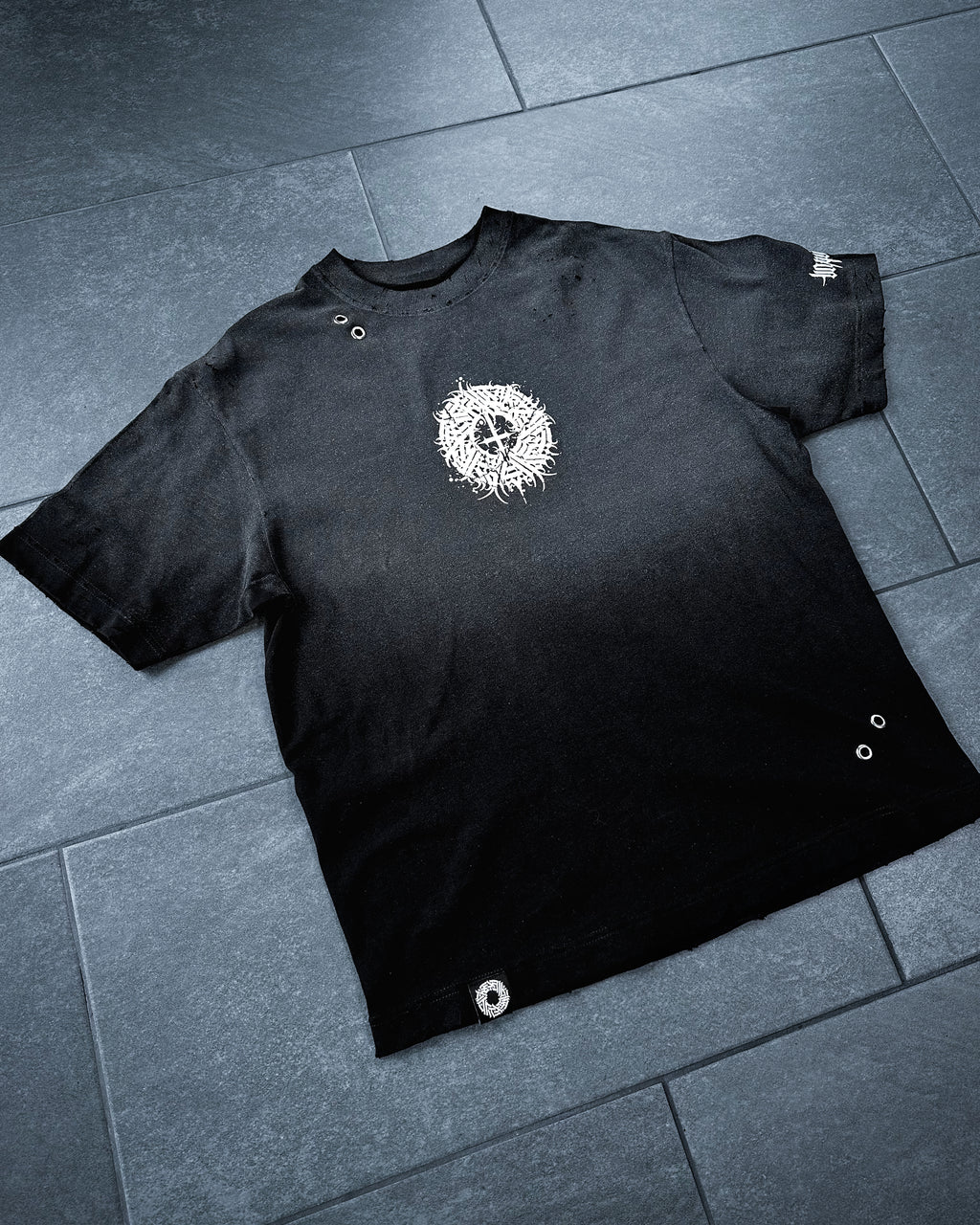 *1of1* Small circle Tee - Handpainted SIZE S